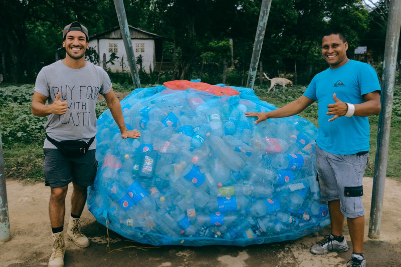 First image of «Buy Food with Plastic»